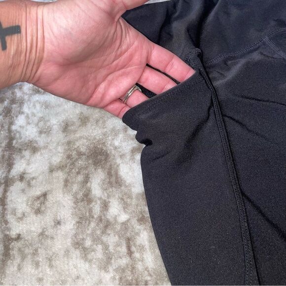 Jockey brand SZ M clack stretch capri yoga pants - Picture 9 of 9